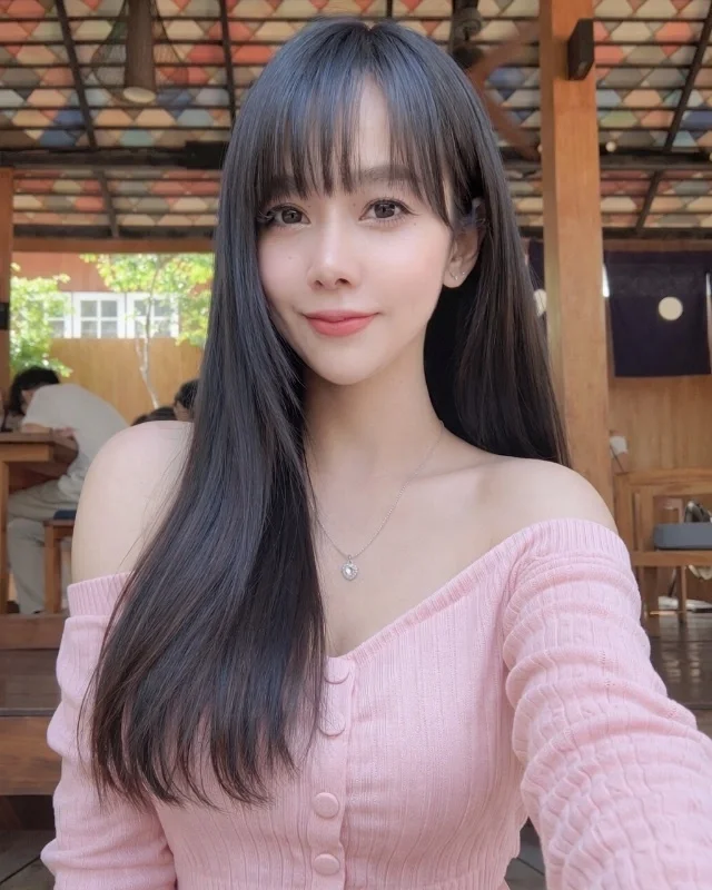 Clara, therapist for outcall massage in Sukhumvit Bangkok