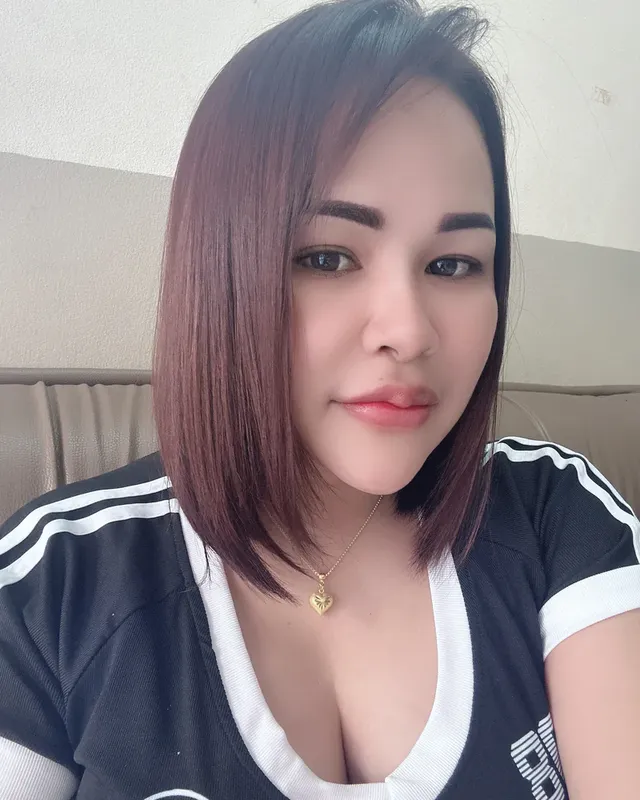 Cindy outcall Thai massage photo 3 in Bangkok hotel near me