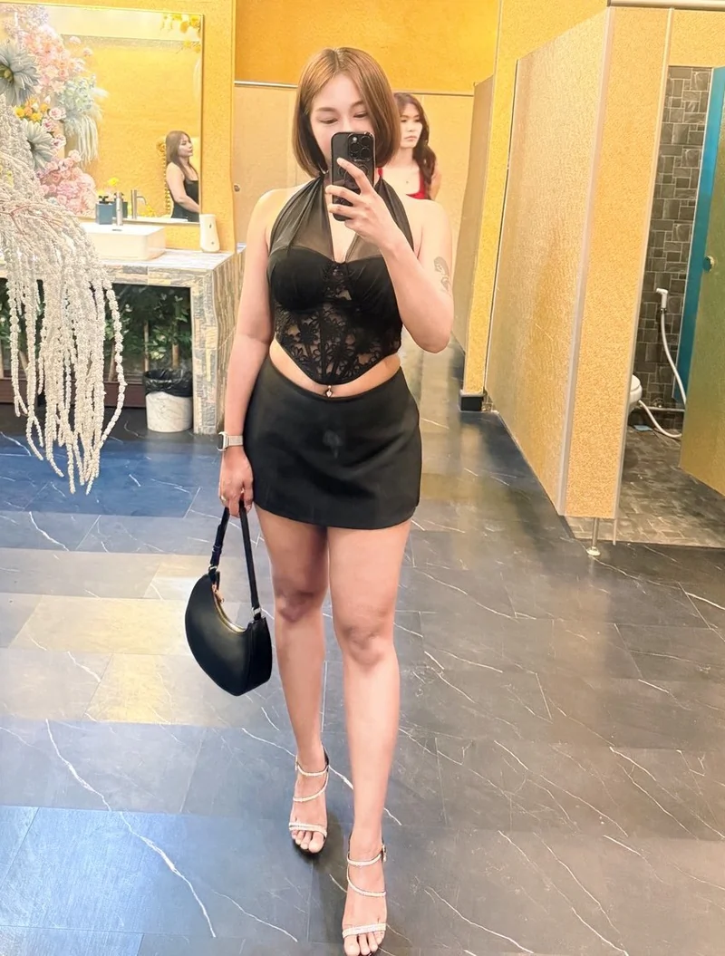 Lisa outcall Thai massage photo 6 in Bangkok hotel near me