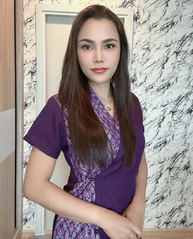 Minny outcall Thai massage photo 3 in Bangkok hotel near me