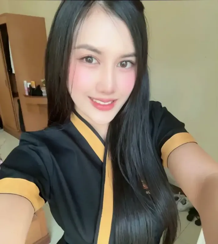 Nikki outcall Thai massage photo 2 in Bangkok hotel near me