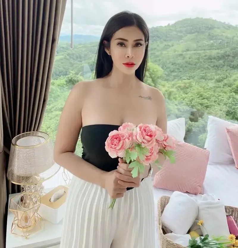 Polly outcall Thai massage photo 4 in Bangkok hotel near me