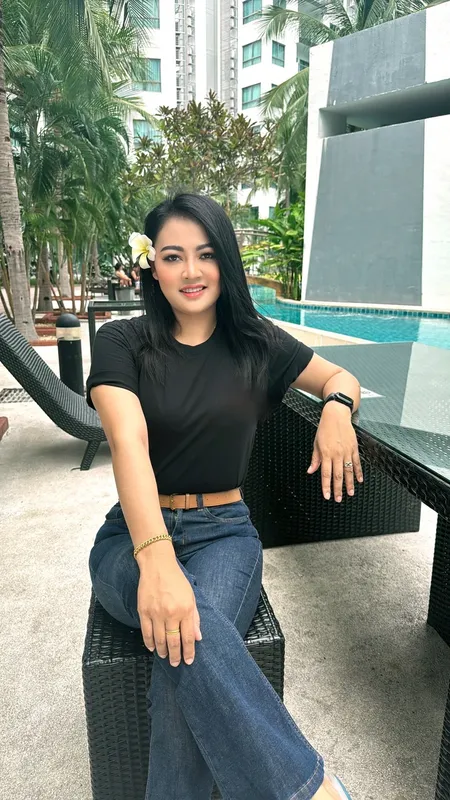 Sara outcall Thai massage photo 5 in Bangkok hotel near me